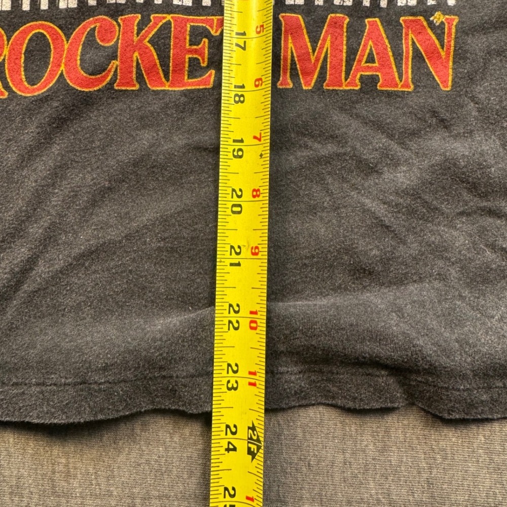 Elton John Rocket Man T-Shirt XS Graphic Tee Music Concert Tour - Picture 4 of 8